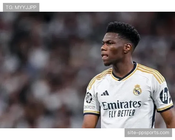 官方:当选皇马对阵拜仁一役全场比赛最佳球员的是楚阿梅尼 官方:当选皇马对阵拜仁一役全场比赛最佳球员的是楚阿梅尼